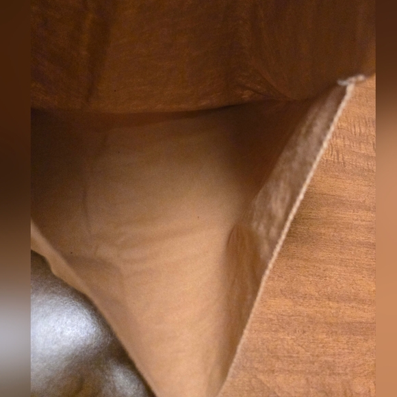 Authentic Louis Vuitton large dust bag in great condition - Picture 4 of 9